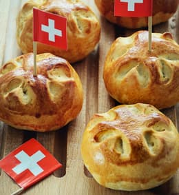 Swiss Dish Luzerner Chungelipastete