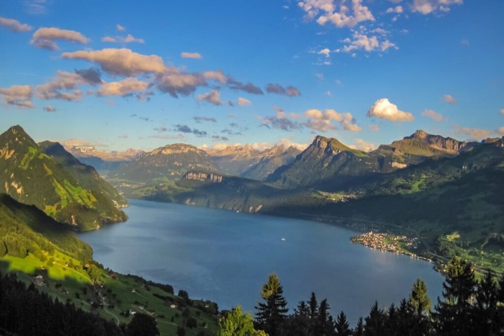Lake Lucerne scenic mountain view